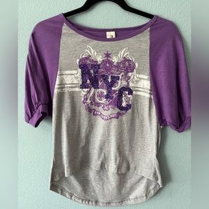 ❤️ Borderline Girls NYC Glitter Tee; Size Medium